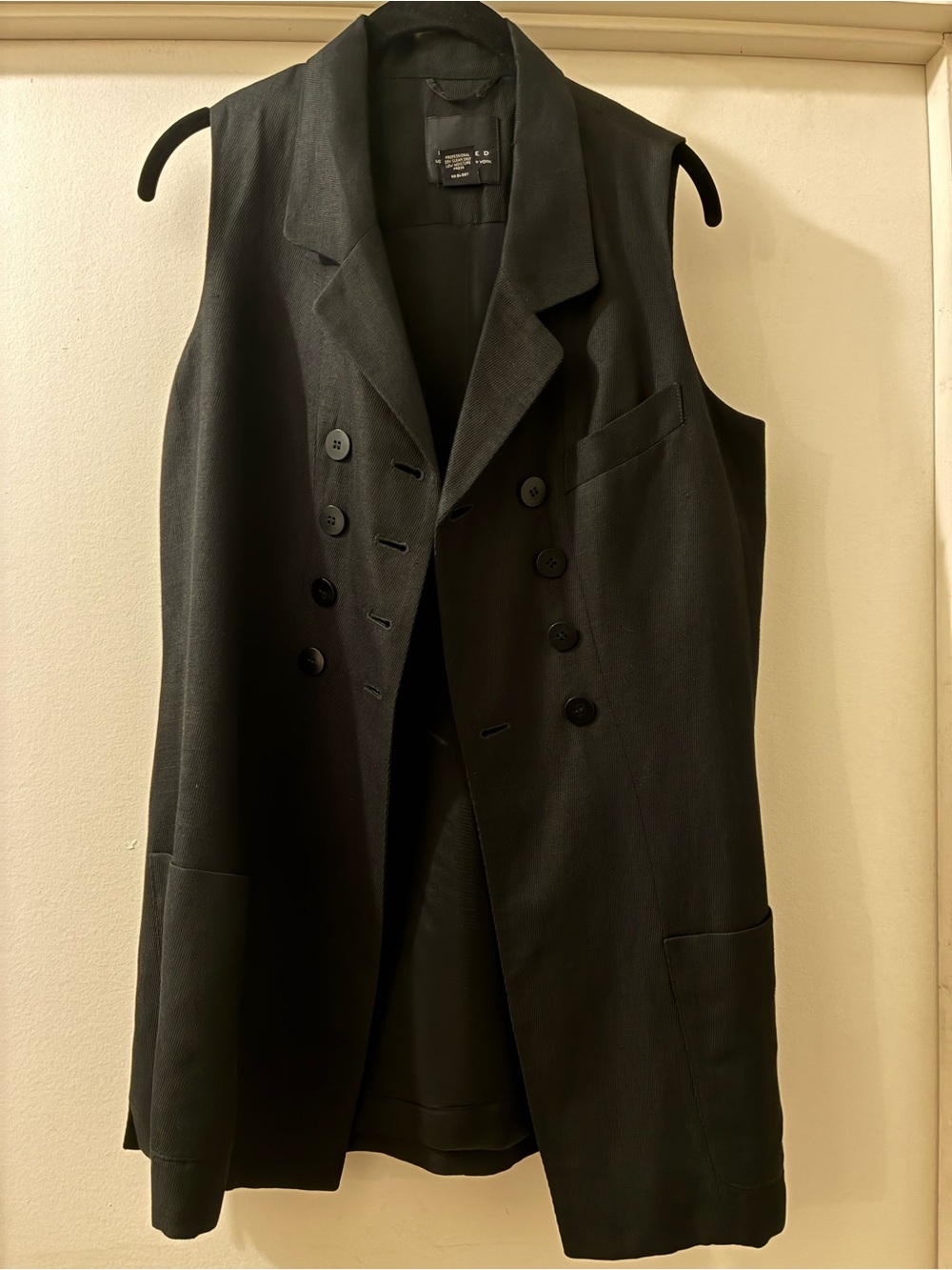 The Limited Black Sleeveless Double-Breasted Linen Vest